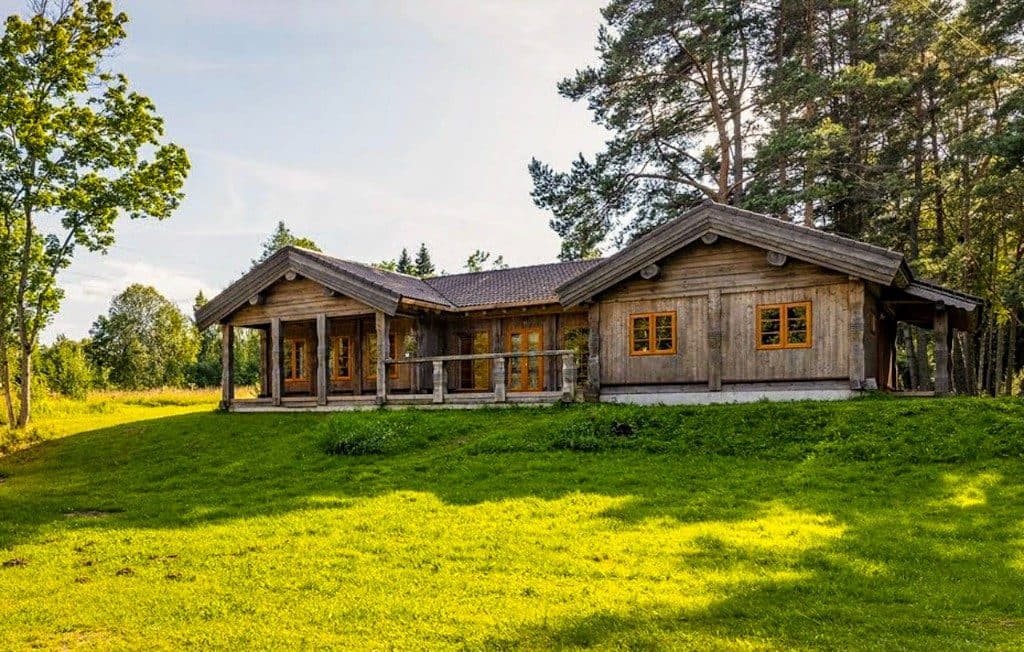 Peamaja valisvaade eestpoolt